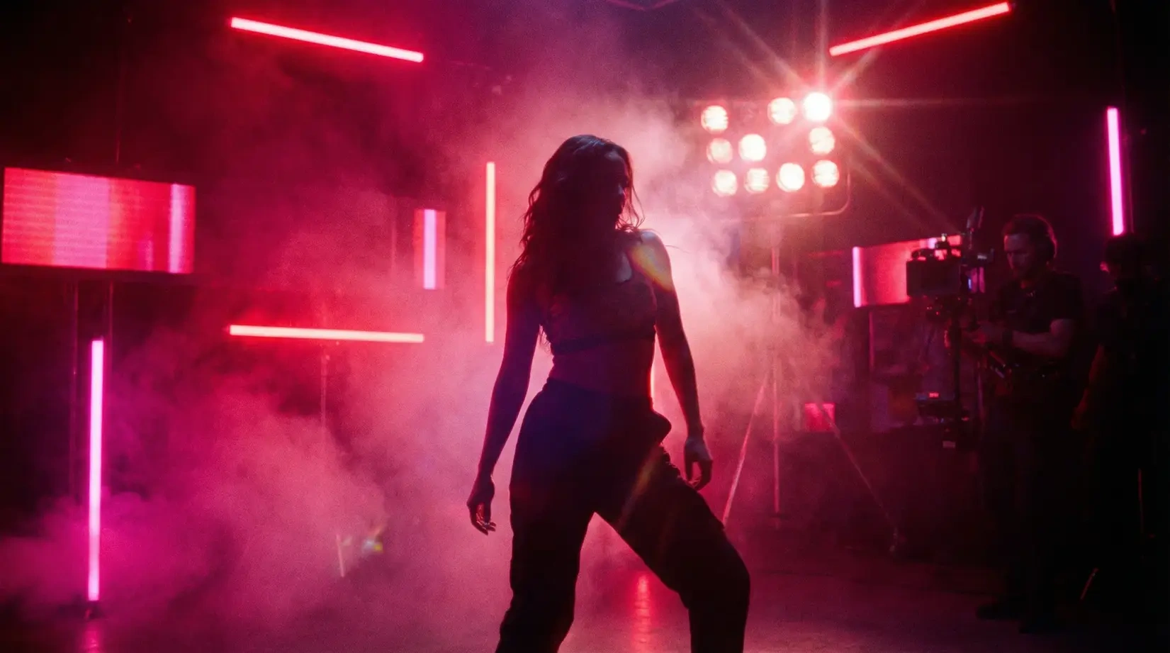 草莓视频 - MV视觉志 视觉叙事探索